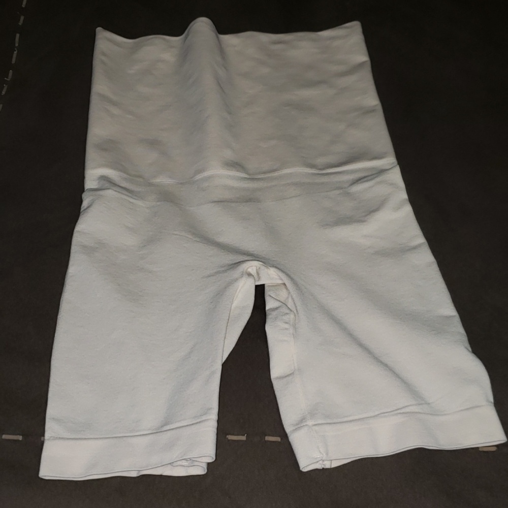 Shapermint shape wear NWOT  never worn